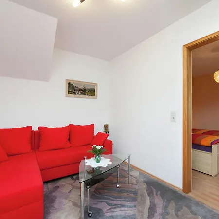 Mountain-view In Mullenborn Garden, Cleaning Included Apartment