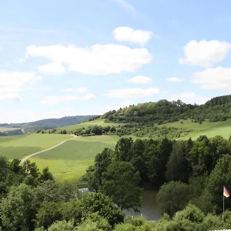Mountain-view In Mullenborn Garden, Cleaning Included Apartment Gerolstein